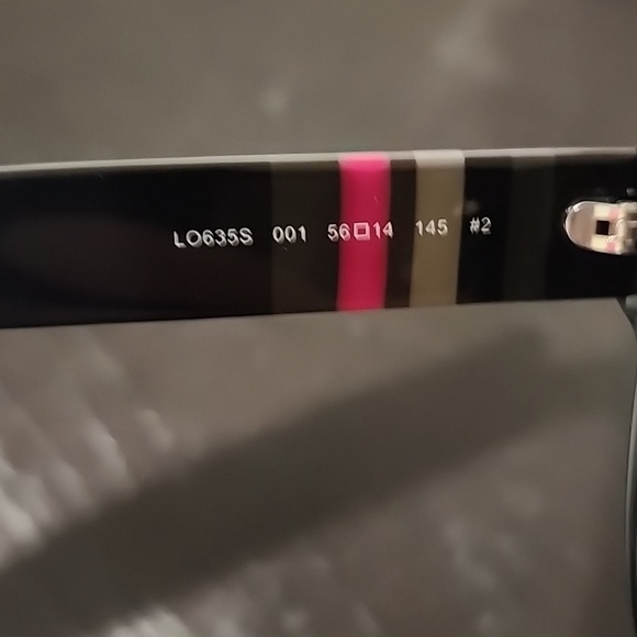 Longchamp Black Semi Cat-Eye Sunglasses with Glossy Finish Stripe Logo main image 4